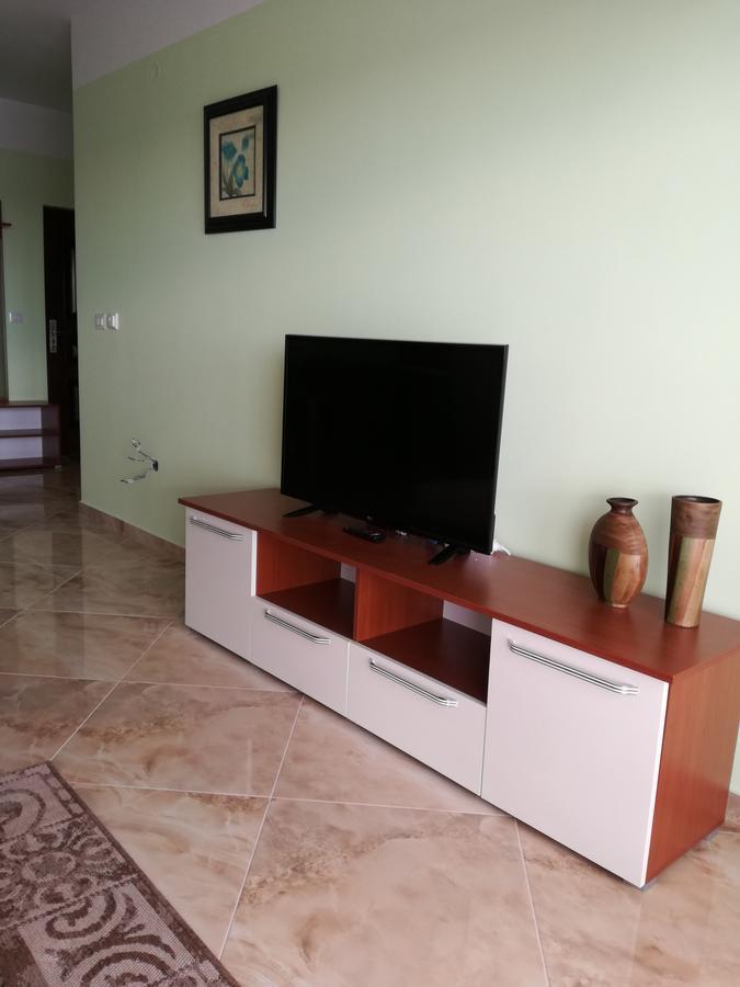 Apartment Sea Space 3 Dobra Voda Ngoại thất bức ảnh