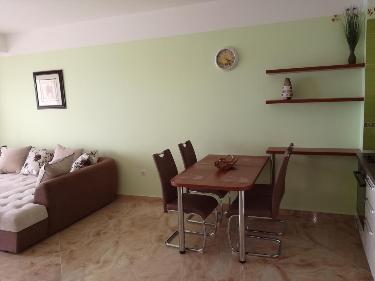 Apartment Sea Space 3 Dobra Voda Ngoại thất bức ảnh